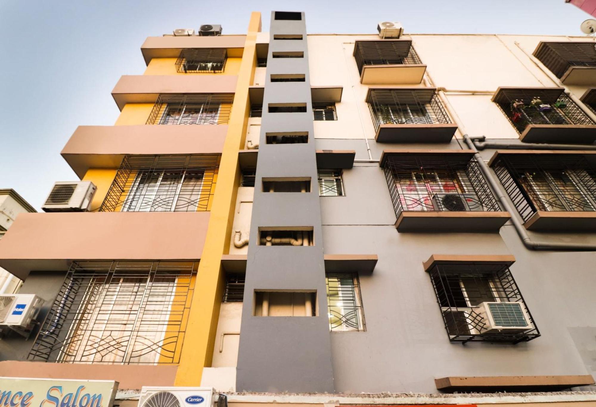 כלכותה Hotel O Kuber Residency Near Birla Mandir מראה חיצוני תמונה